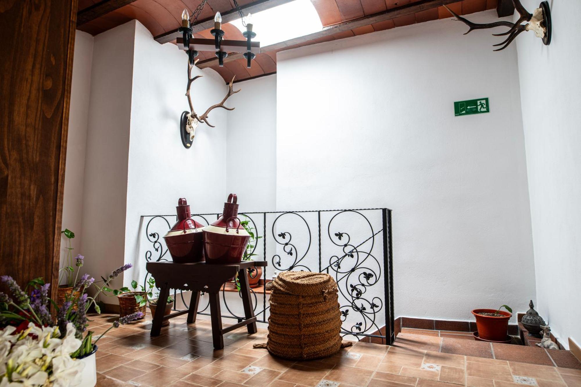 Alojamiento Turistico Loma Alta Cambil Exterior photo